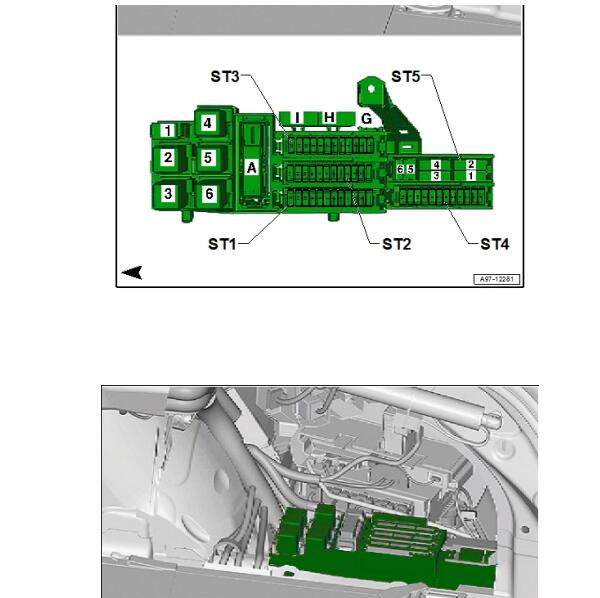 2012年奥迪A6L保险与继电器位置