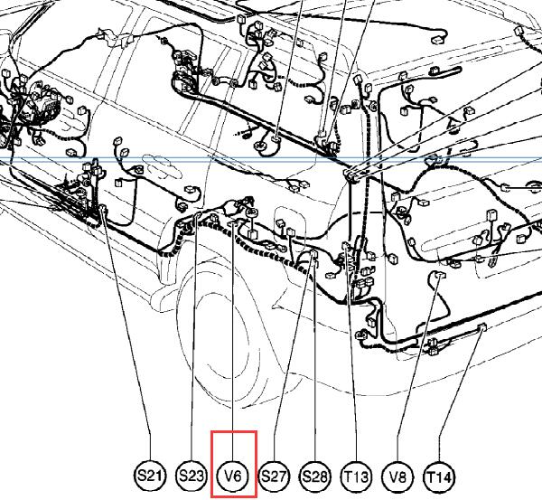 2004年雷克萨斯GX470蒸汽压力传感器位置