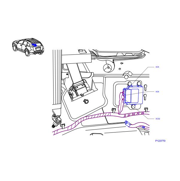 2010年欧宝安德拉倒车雷达模块位置