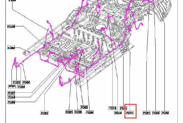 2017年众泰Z700的功放位置资料
